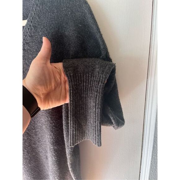 Olive + Oak Grey Angora Blend Distressed Sweater Women’s Medium - Picture 7 of 10